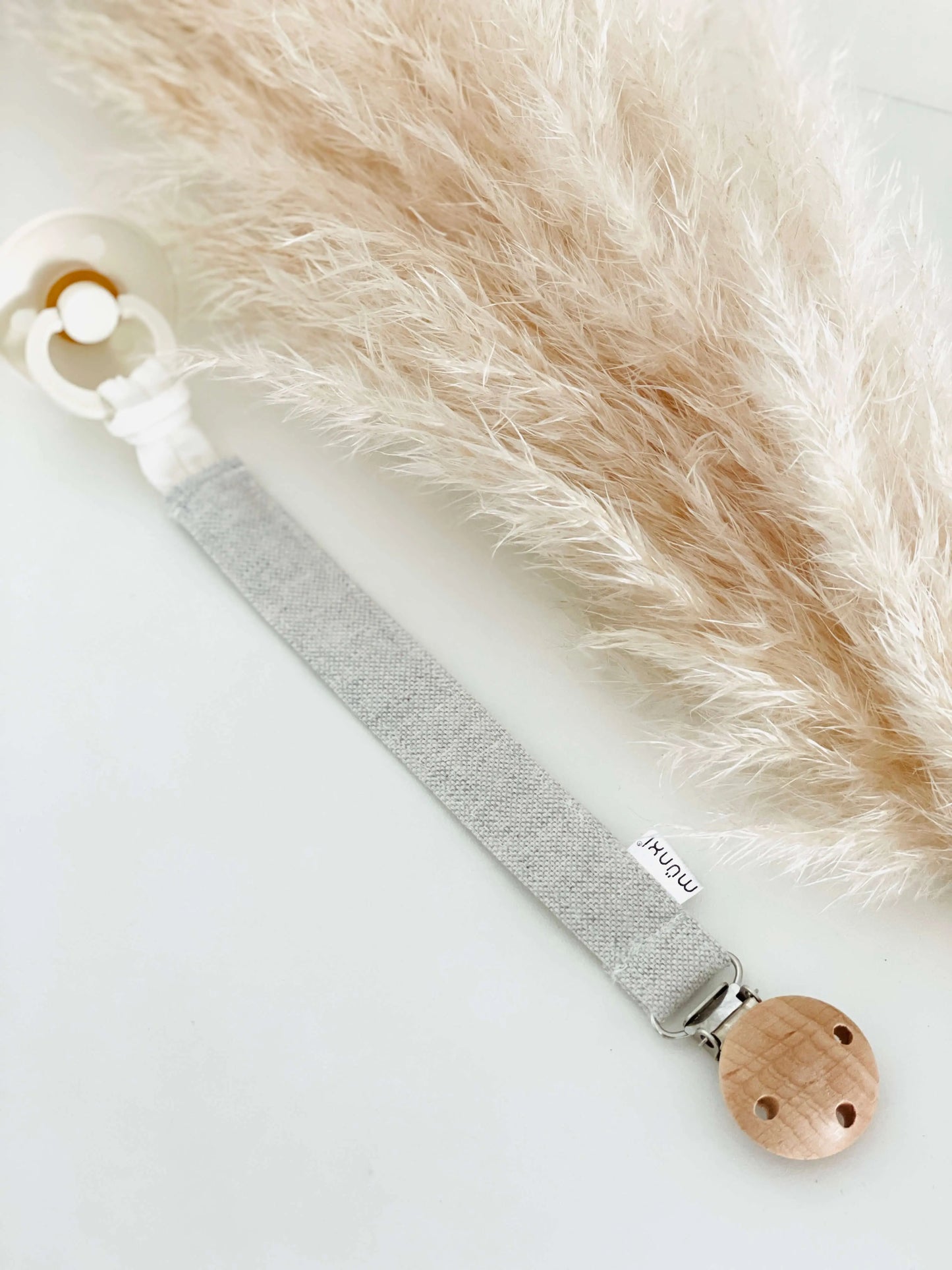 Pacifier clip – NATUR