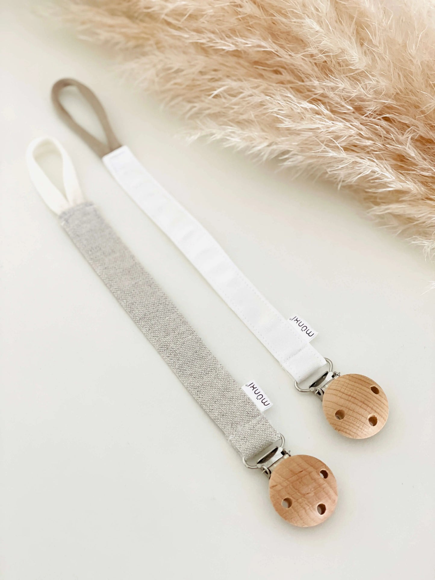 Pacifier clip – WHITE