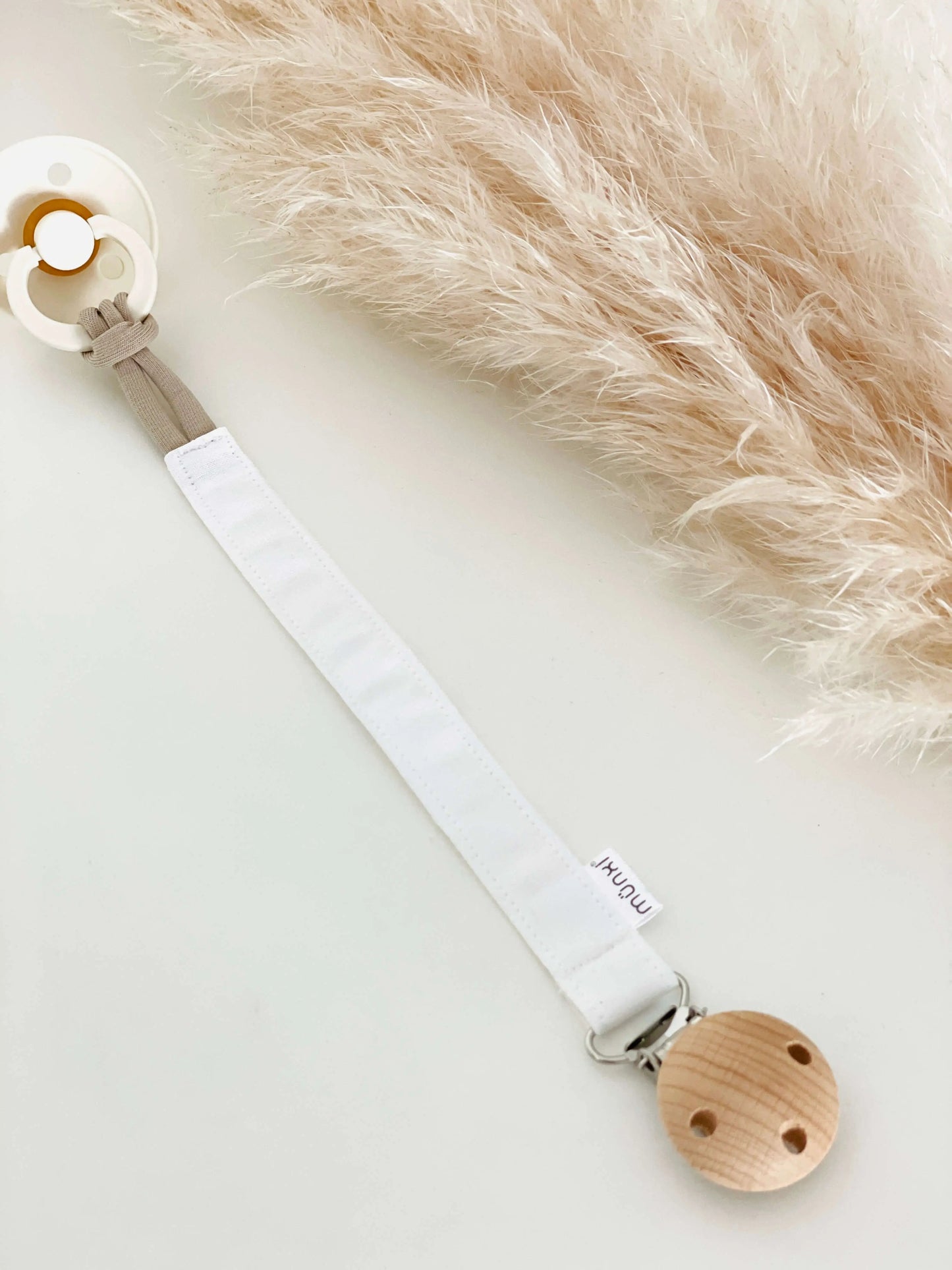 Pacifier clip – WHITE